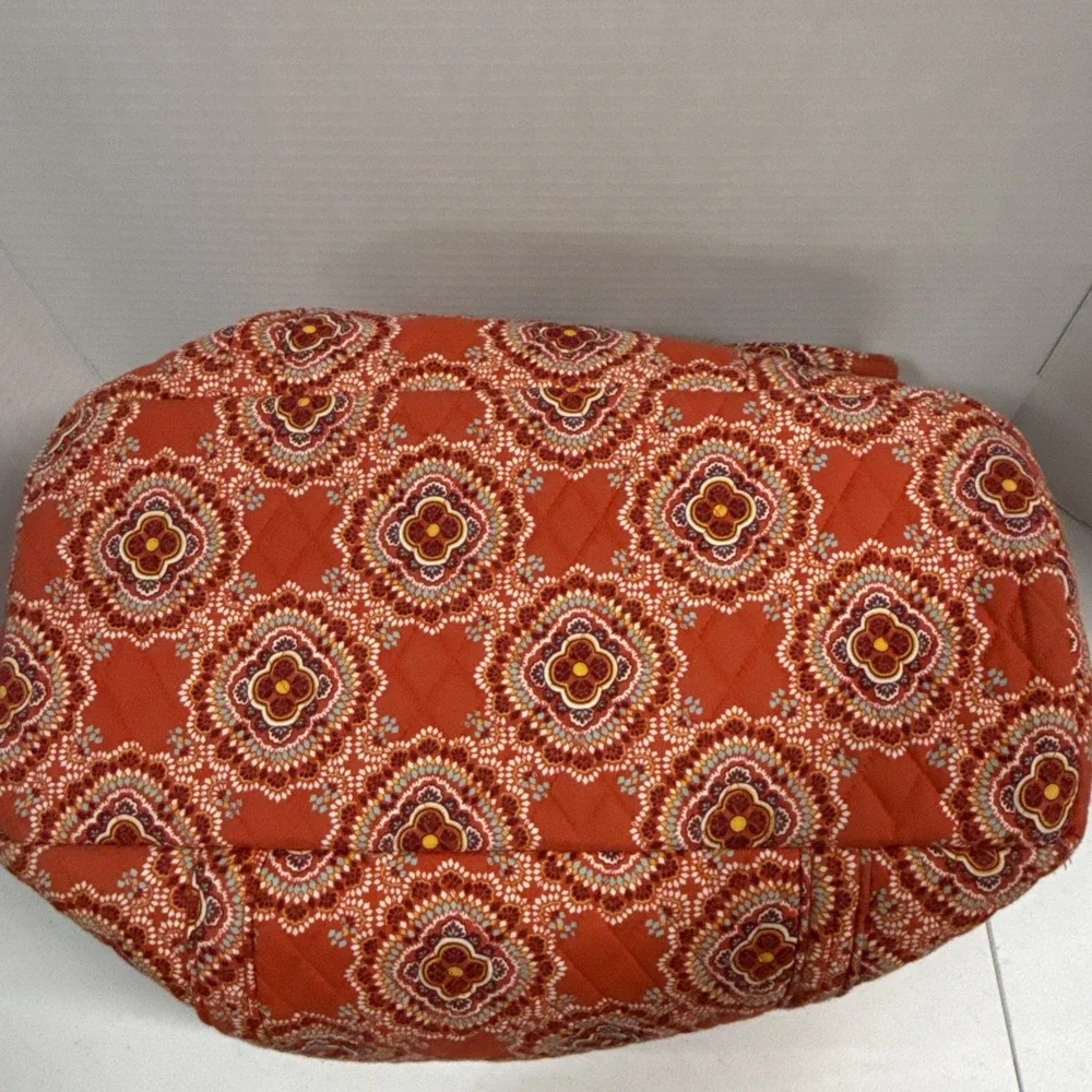 Vera Bradley Xtra Large Shopper Tote Paprika Print